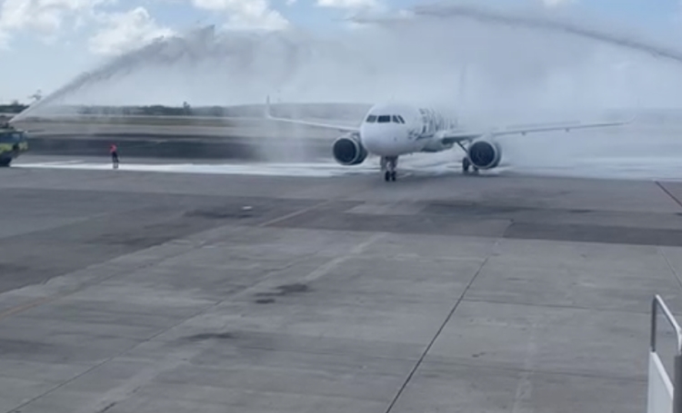 Frontier Airlines staakt alle vluchten naar Aruba vanwege Covid